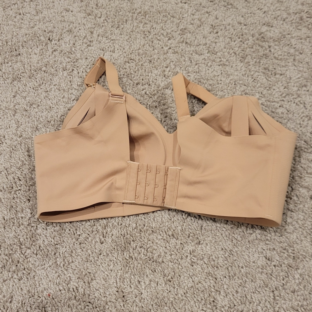 Momcozy Nursing Bra Size Medium - Picture 2 of 5